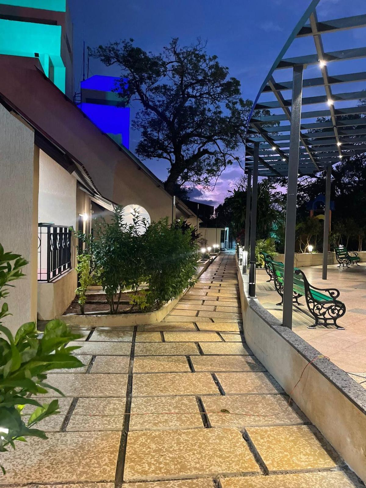 The Byke Shanti Villa - Mahableshwar Mahābaleshwar Kültér fotó